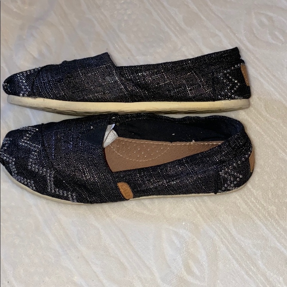 MADDEN GIRL Black Slip Ons size 6.5 - Picture 3 of 4